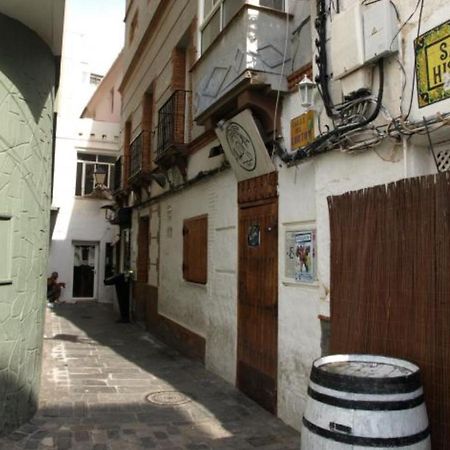 Apartamentos San Hiscio 塔里法 外观 照片