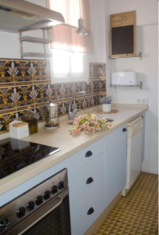 Apartamentos San Hiscio 塔里法 外观 照片